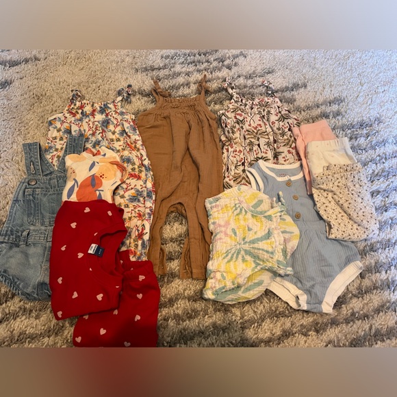 GAP Other - Baby girl bundle